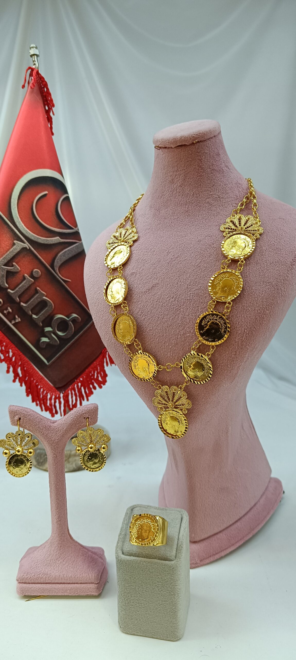 ست پهلوی se110/عروسی/طرح طلا/لاکچری/دستساز