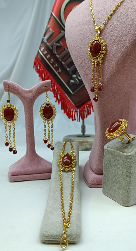 سرویس عقیق