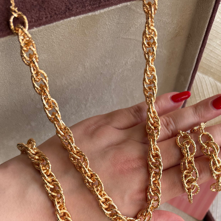 سرویس طرح طلا طنابی شنل تراش دار پرکار لوکس