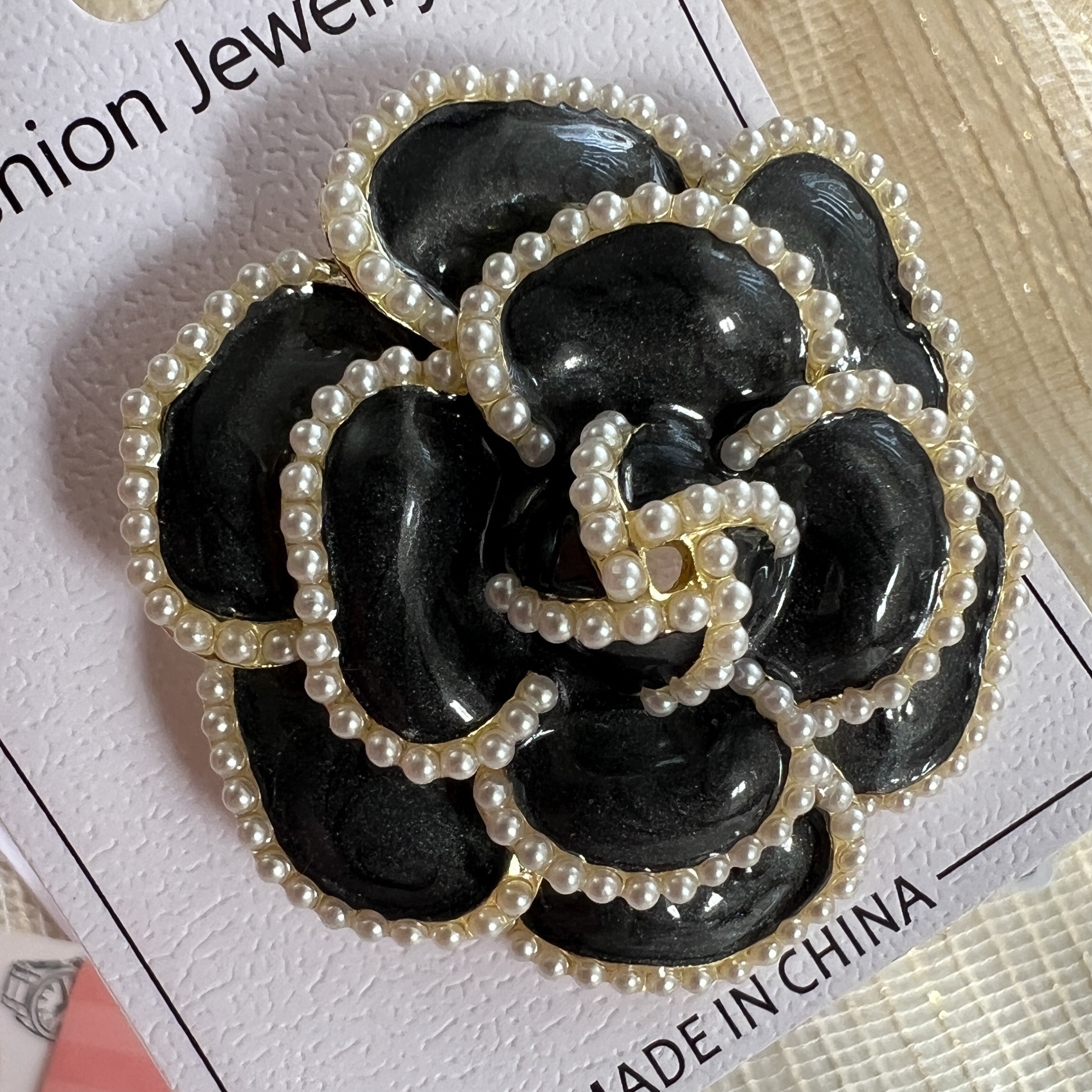 گل سینه گل های رنگی وارداتی آبکاری رادیوم