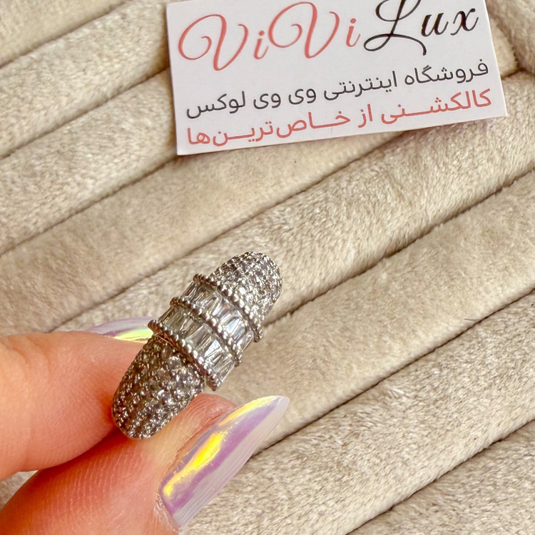 انگشتر زنانه مینیمال نقره ای رنگ ثابت آبکاری طلا