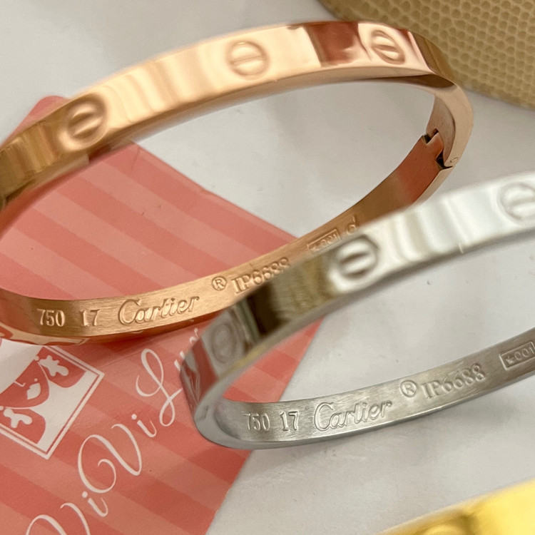 دستبند کارتیه کارتیر برابر با اصل طلای حک دار کیفیت بالا بنگل لاو کارتیه LOVE CARTIER