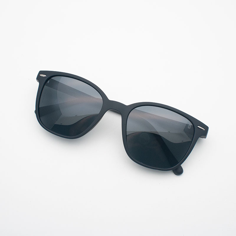 عینک آفتابی ویفرر (Wayfarer) مورل مدل 78057C1POLARIZED