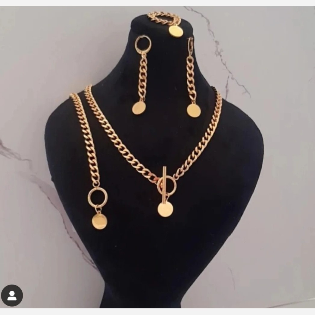 ست کارتیر زنانه با آویز سکه جنس استیل