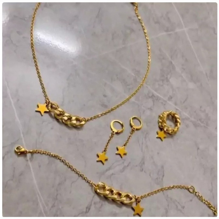 ست زنانه ستاره