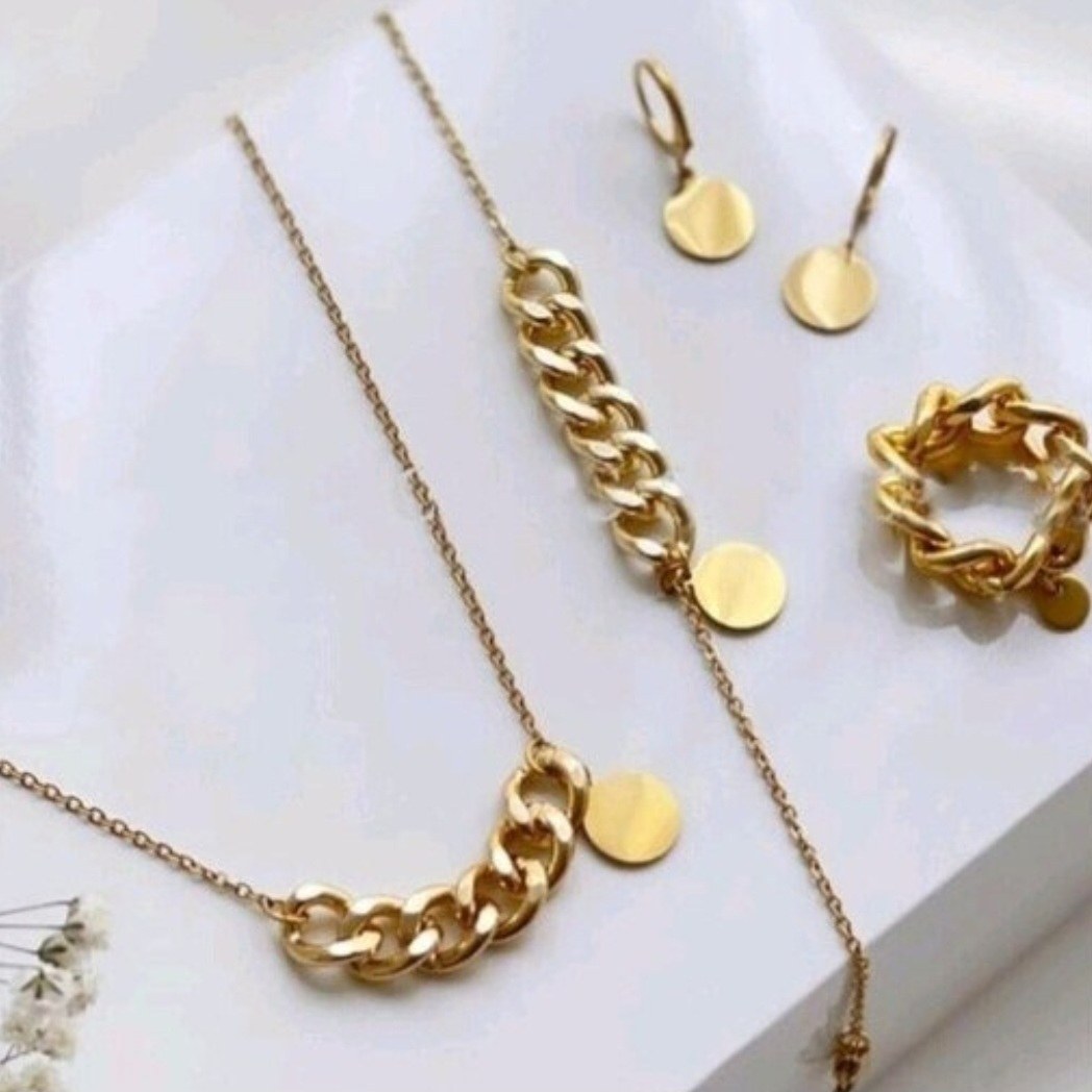 ست زنانه کارتیه با آویز سکه