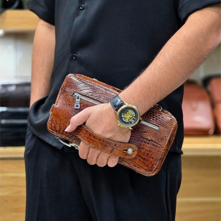 کیف پاسپورتی دستی دوشی چرم طبیعی ظفر کد 3272