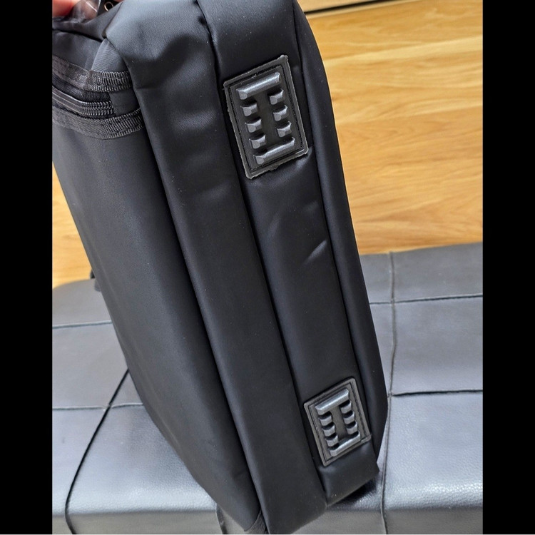 کیف اداری لپتاپی 3 کاره بنلتون benelton کد 6040