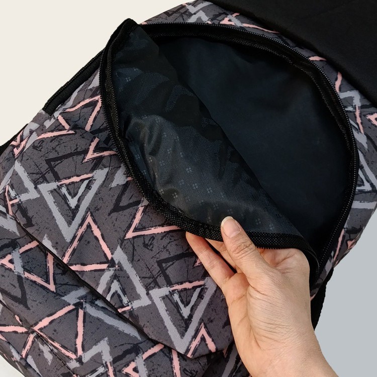 کیف مدرسه دخترانه مثلث طوسی Gray triangle باجامدادی