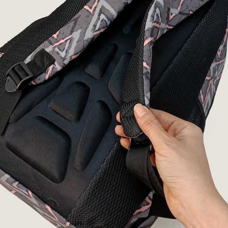 کیف مدرسه دخترانه مثلث طوسی Gray triangle باجامدادی