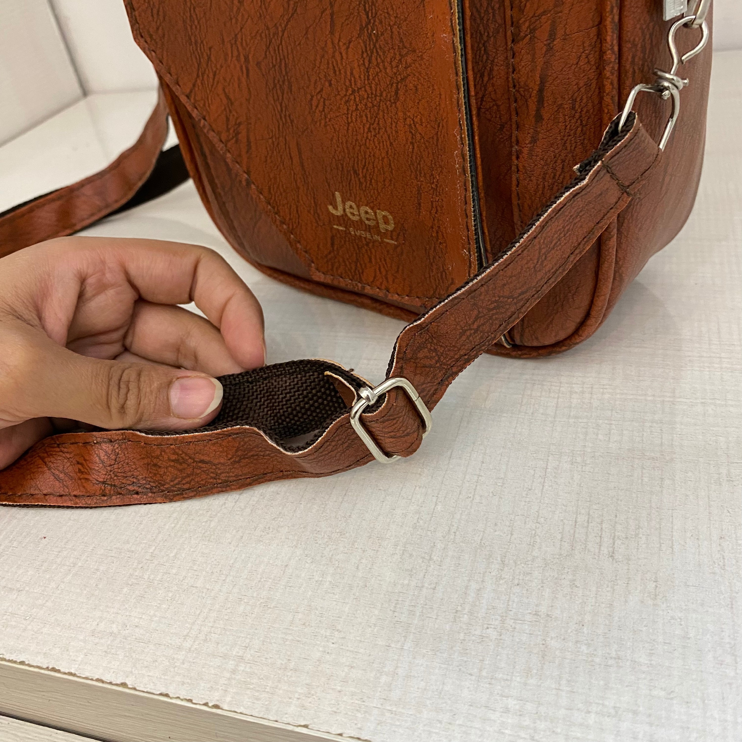 کیف مدارک اداری،دوشی،پاسپورتی چرم (پس کرایه)