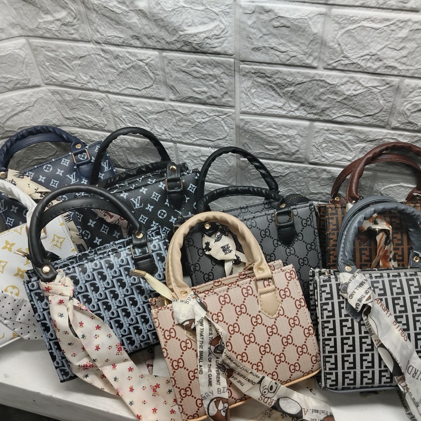 کیف دخترانه شالدار