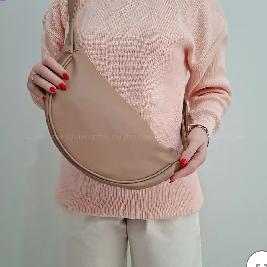 بادی بگ زنانه هلالی چرم مصنوعی