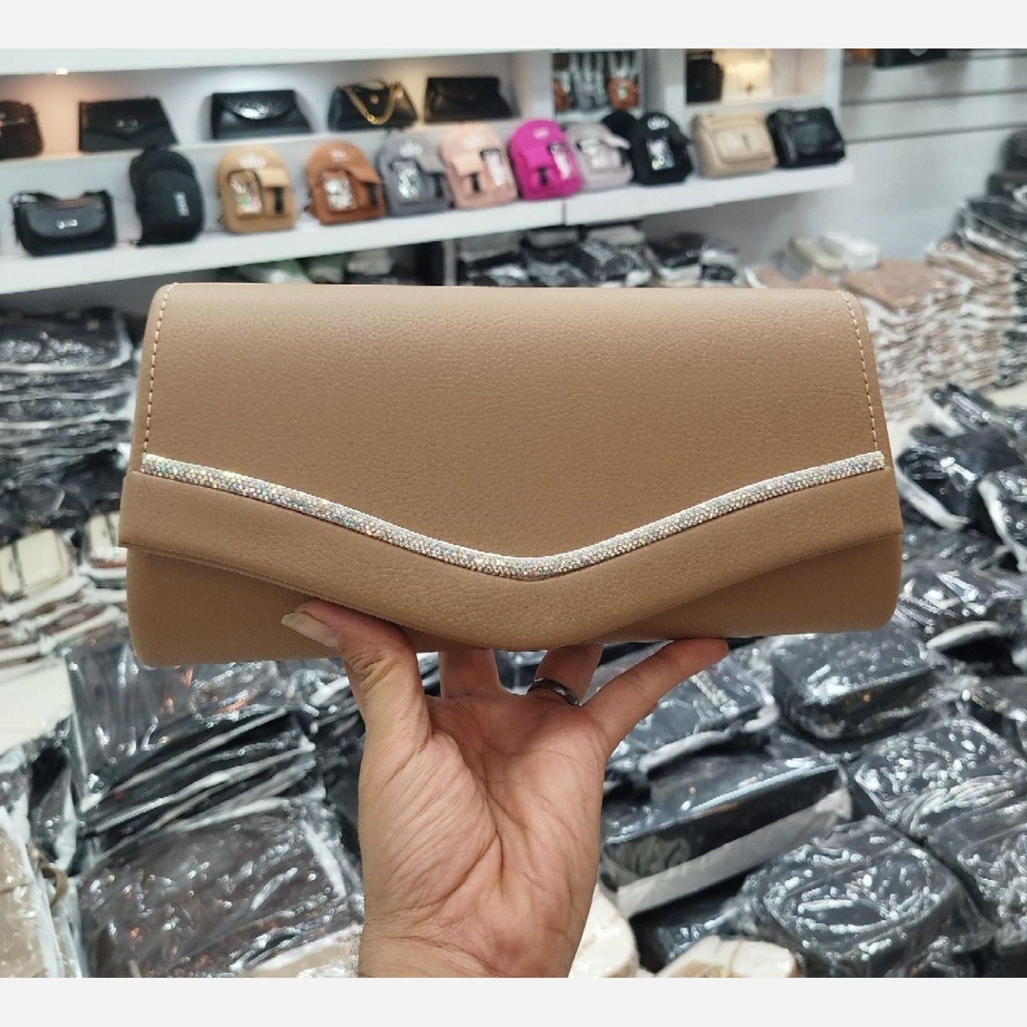 کیف مجلسی نگین دار نقلی شیک و جذاب زنانه