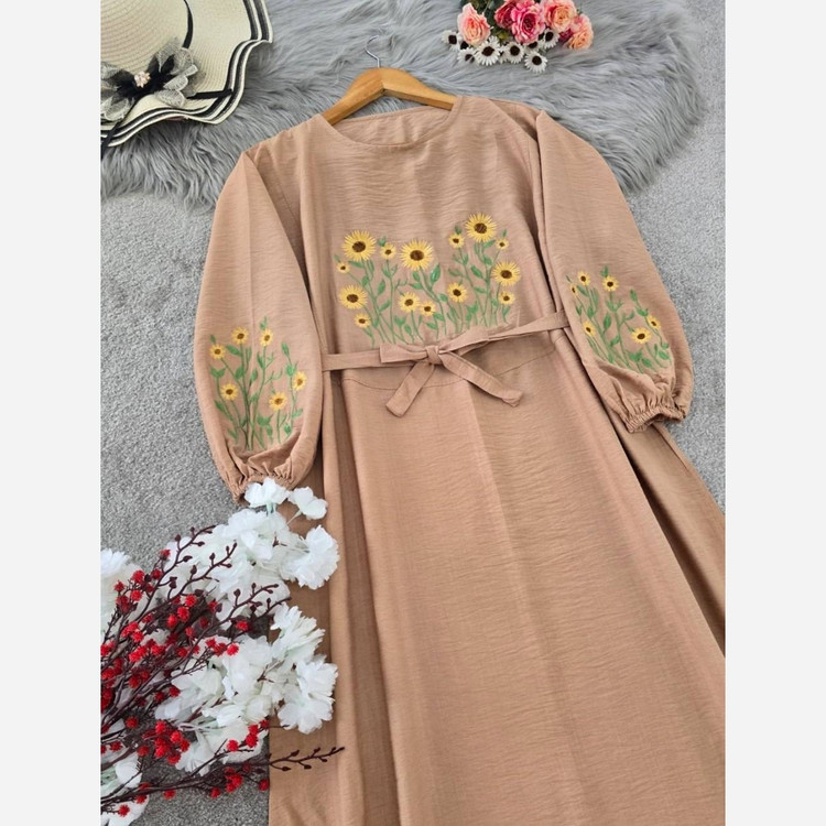 کفتان گلدوزی شیک و جذاب زنانه از فری سایز44 تا 50