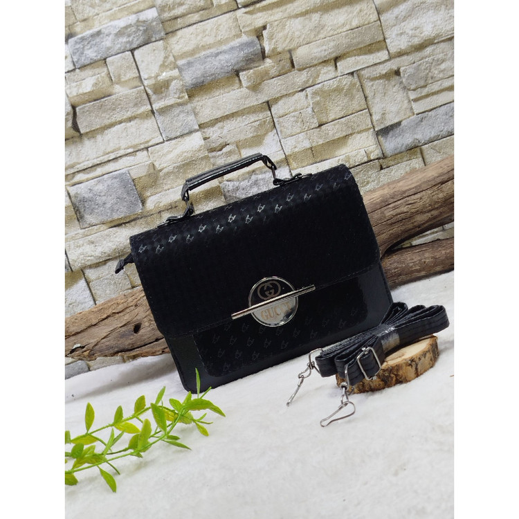 کیف زنانه دوشی گوچی 1