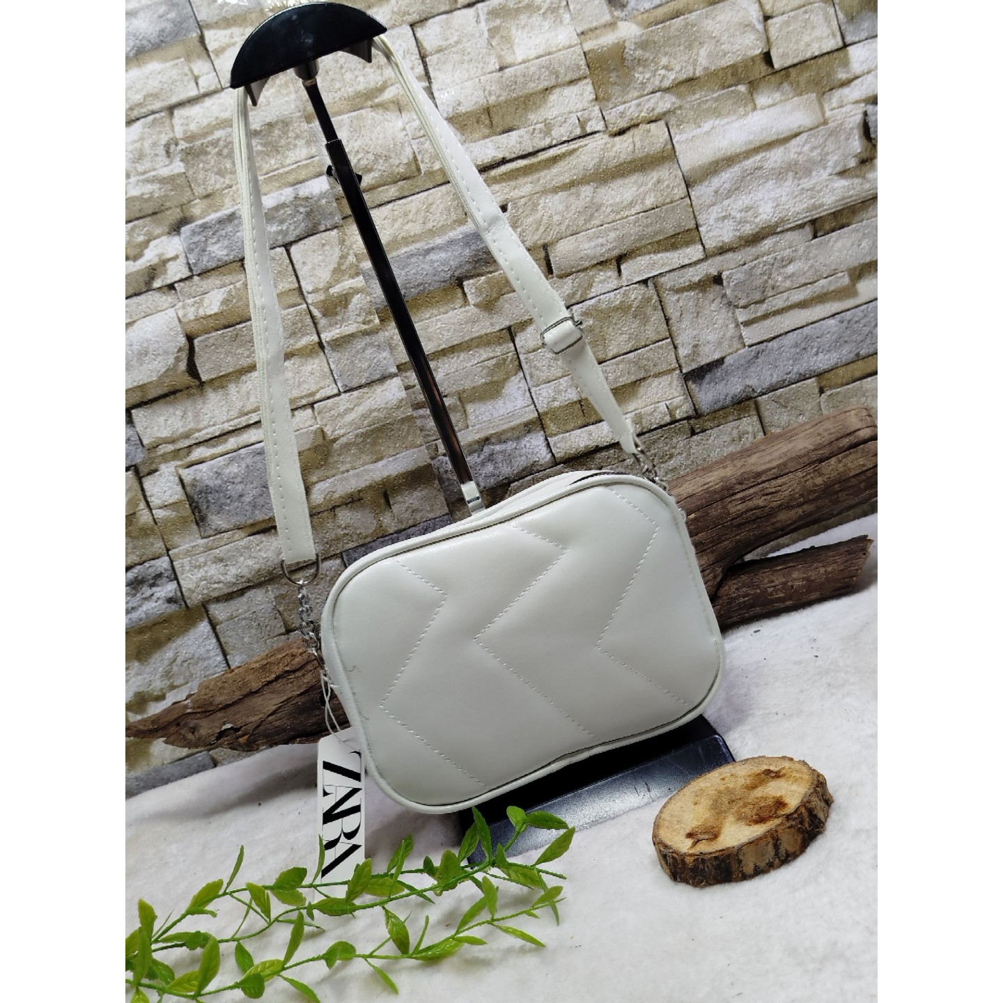 کیف زنانه دوشی گلدوزی