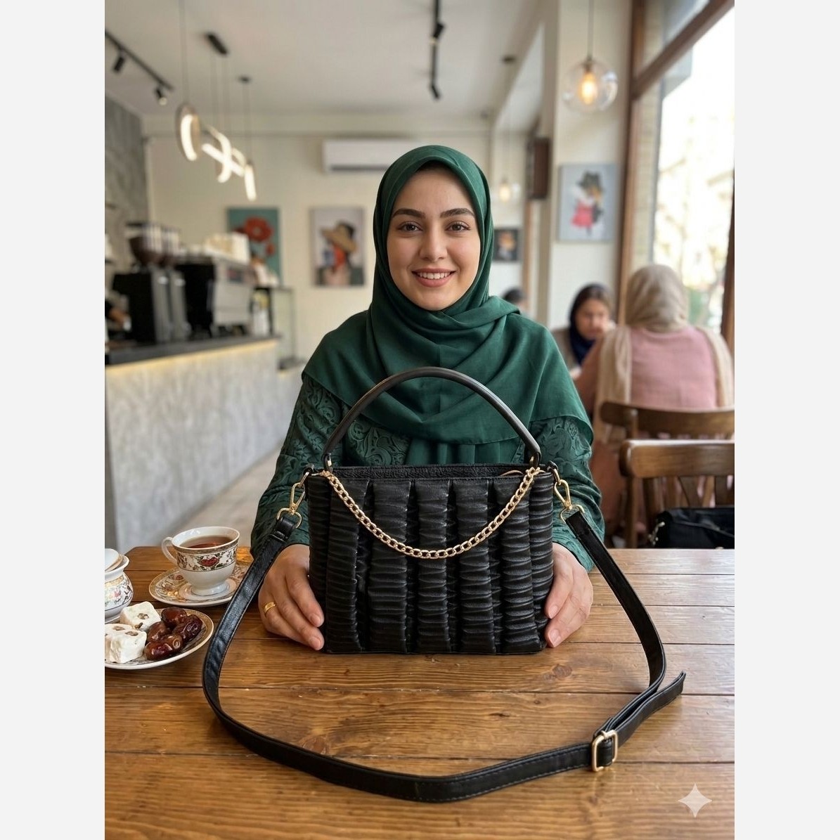 کیف زنانه دوشی پلیسه
