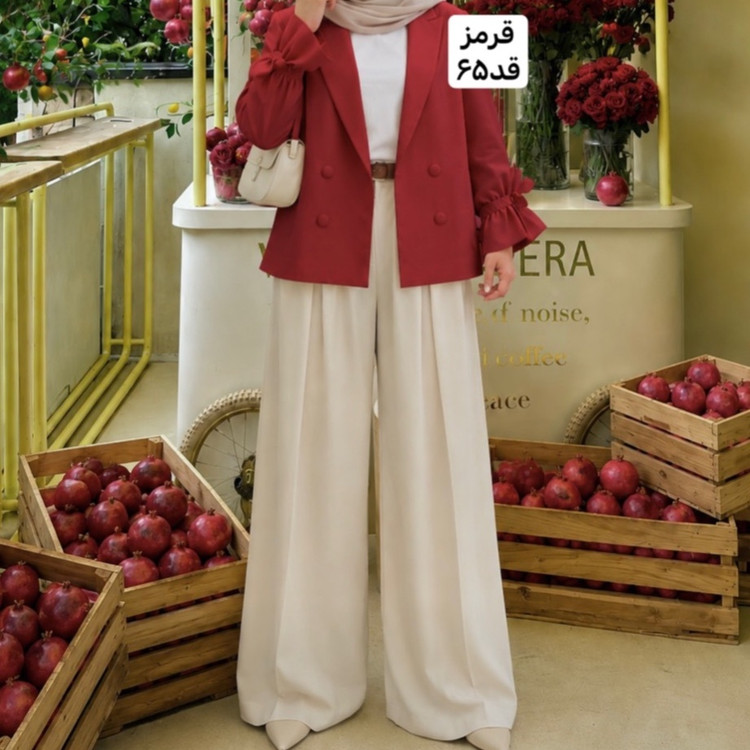 کت قرمز /کت قرمزعروسکی/کت زنانه/کت عروسکی/کت استین بنددار/مانتوکتی/مانتو/کت جدید/کت مازراتی