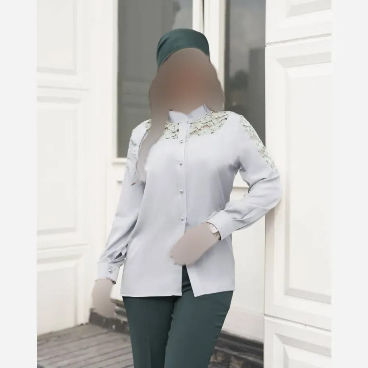 شومیز یقه ایستاده پارچه لیوسل خرجکار گیپور زنانه