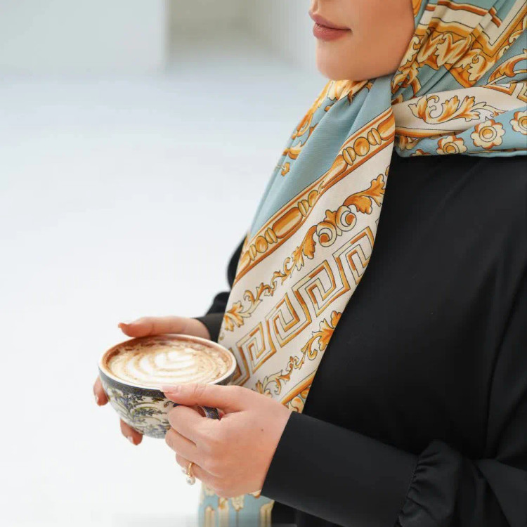 مانتو عبایی عربی مدل بهاره جنس کرپ سوپر الیزه یقه گرد