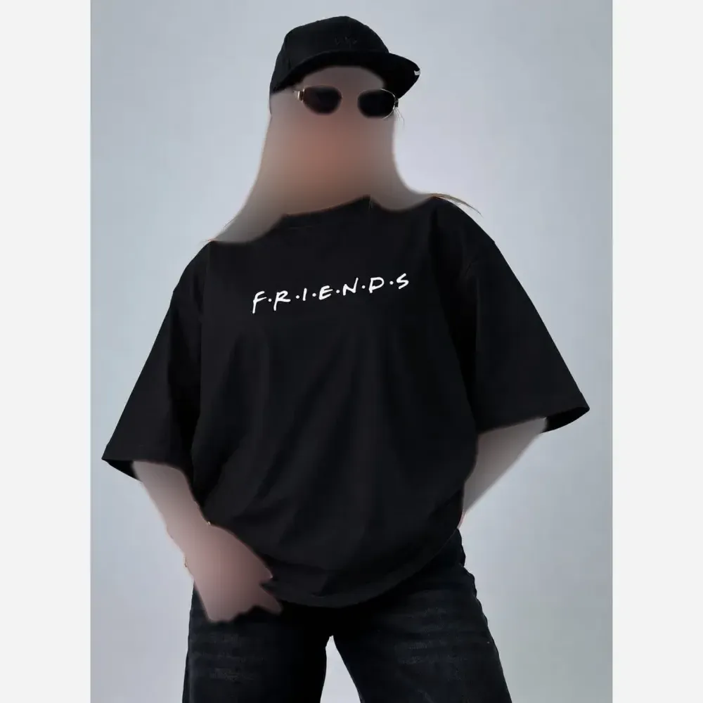 تیشرت باکسی پنبه سوپر مدل یگانه طرح friends فری سایز