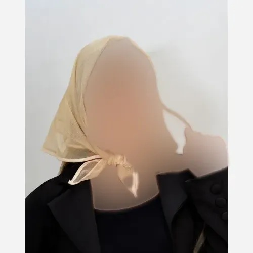 مینی اسکارف توری ساده ابعاد 70 در 70 رنگ مشکی سفید کرم