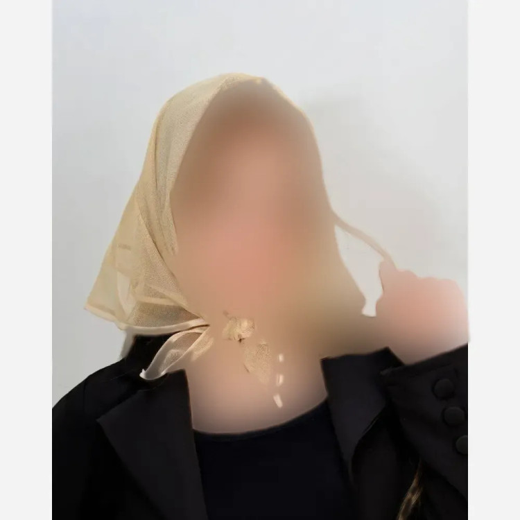 مینی اسکارف توری ساده ابعاد 70 در 70 رنگ مشکی سفید کرم