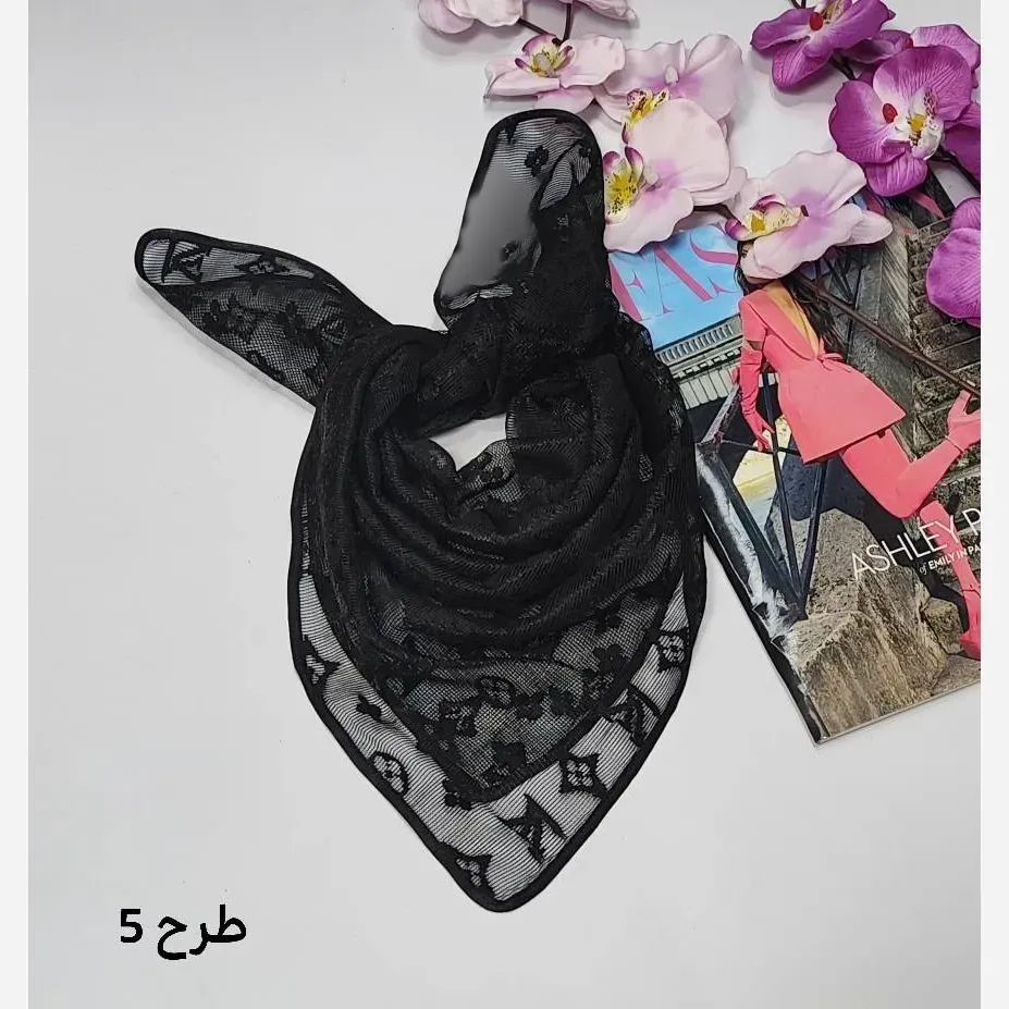 مینی اسکارف توری طرحدار مشکی ابعاد 70 در 70 جنس تور