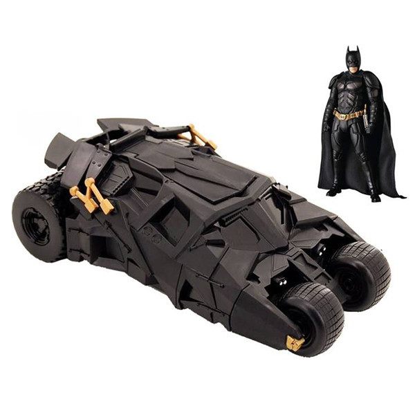 ماشین بازی فانتزی رساکو مدل batmobile with batman با بدنه پلاستیکی، الهامگرفته از نمونه واقعی، 6 چرخ و ابعاد 320x190x140 میلیمتر