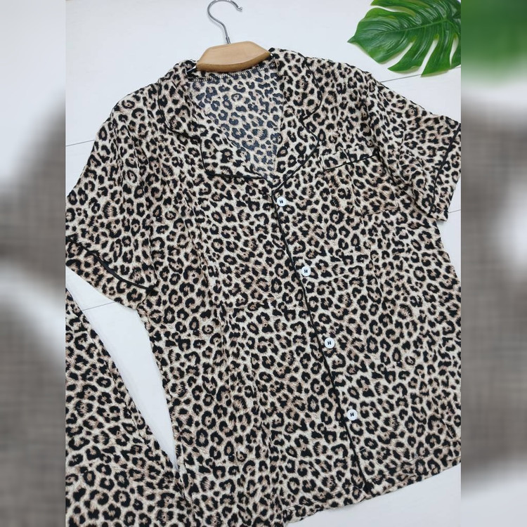 ست مدل برلین جنس نخی وارداتی بدون آبرفت فری سایز