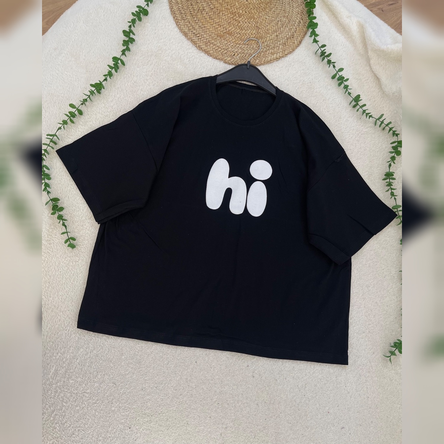 تیشرت زنانه باکسی چاپ کلمه Hi