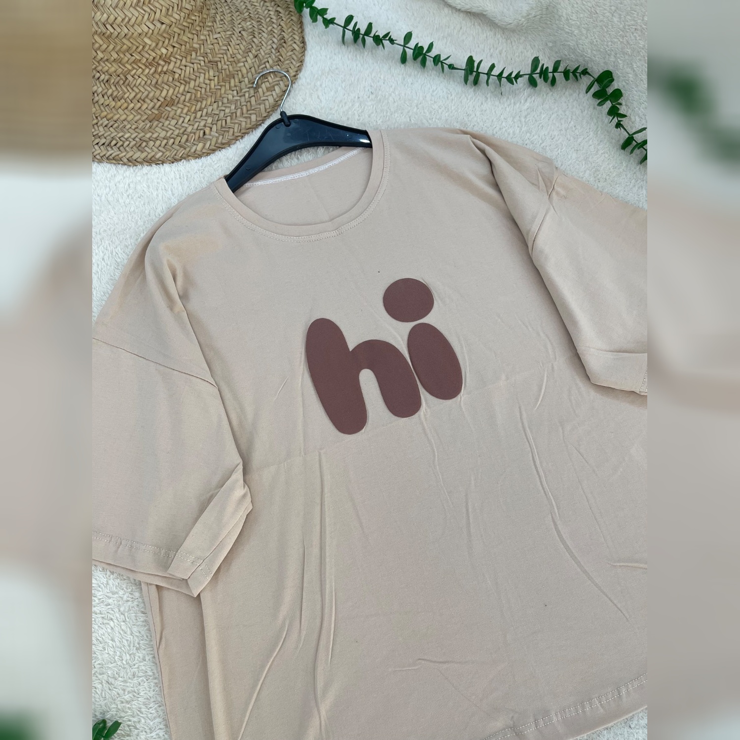 تیشرت زنانه باکسی چاپ کلمه Hi
