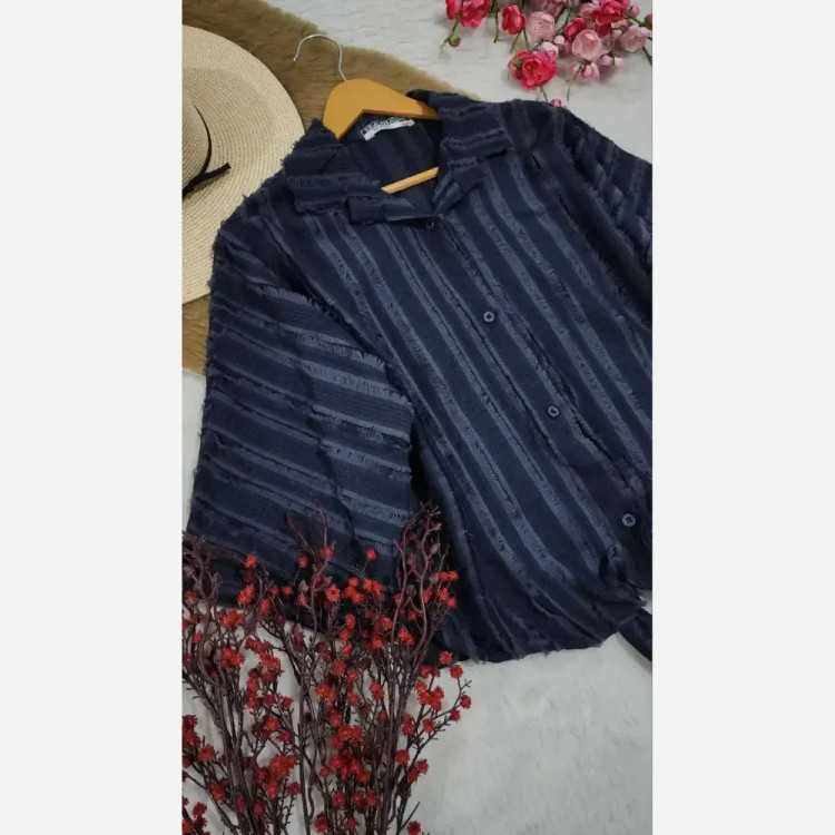 شومیز گره ای هانیه فری سایز 36 تا 46 جنس صوفیا درجه 1 مشکی طوسی سرمه ای سبز