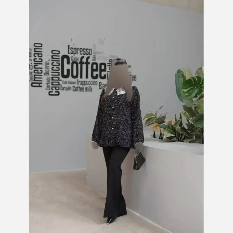شومیز زنانه مدل رونیا طرح عروسکی جنس نخی خنک و سبک