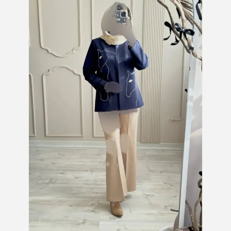کت شلوار زنانه گلدوزی شده مدل الینا جنس سوپر مازراتی اعلا (3)