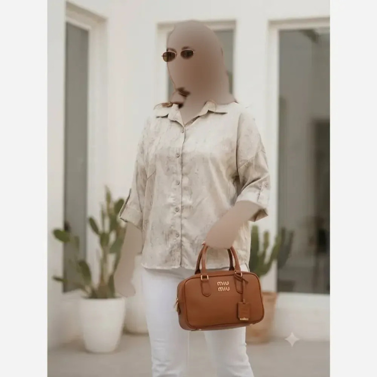 شومیز زنانه مدل مینو جنس سیلک ژاکارد درجه یک سایز 38 تا 50