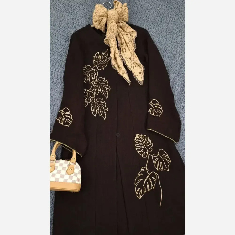 مانتو گلدوزی شده مدل نیاز پارچه شانتون اسلپ درجه یک زنانه