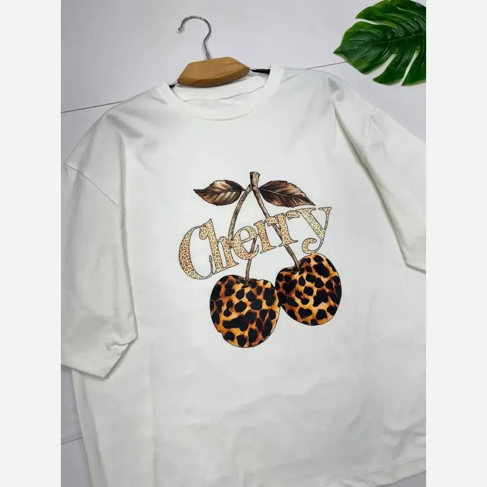 تیشرت زنانه طرح CHERRY جنس سوپر پنبه رنگ سفید فری سایز 38 تا 48