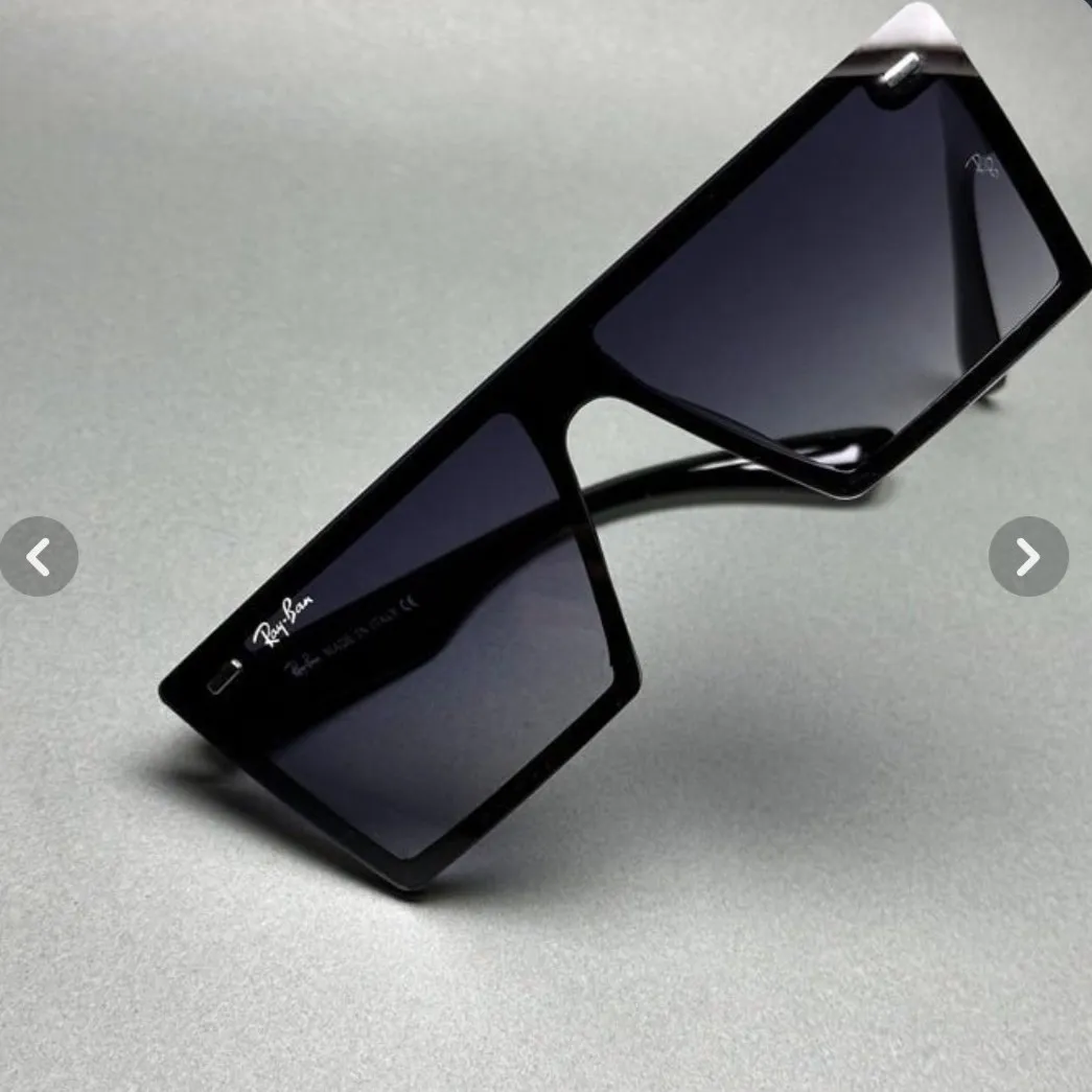 عینک آفتابی ریبن مدل 9020 اسپرت با فریم کائوچویی مشکی و لنز جیوه ای UV400
