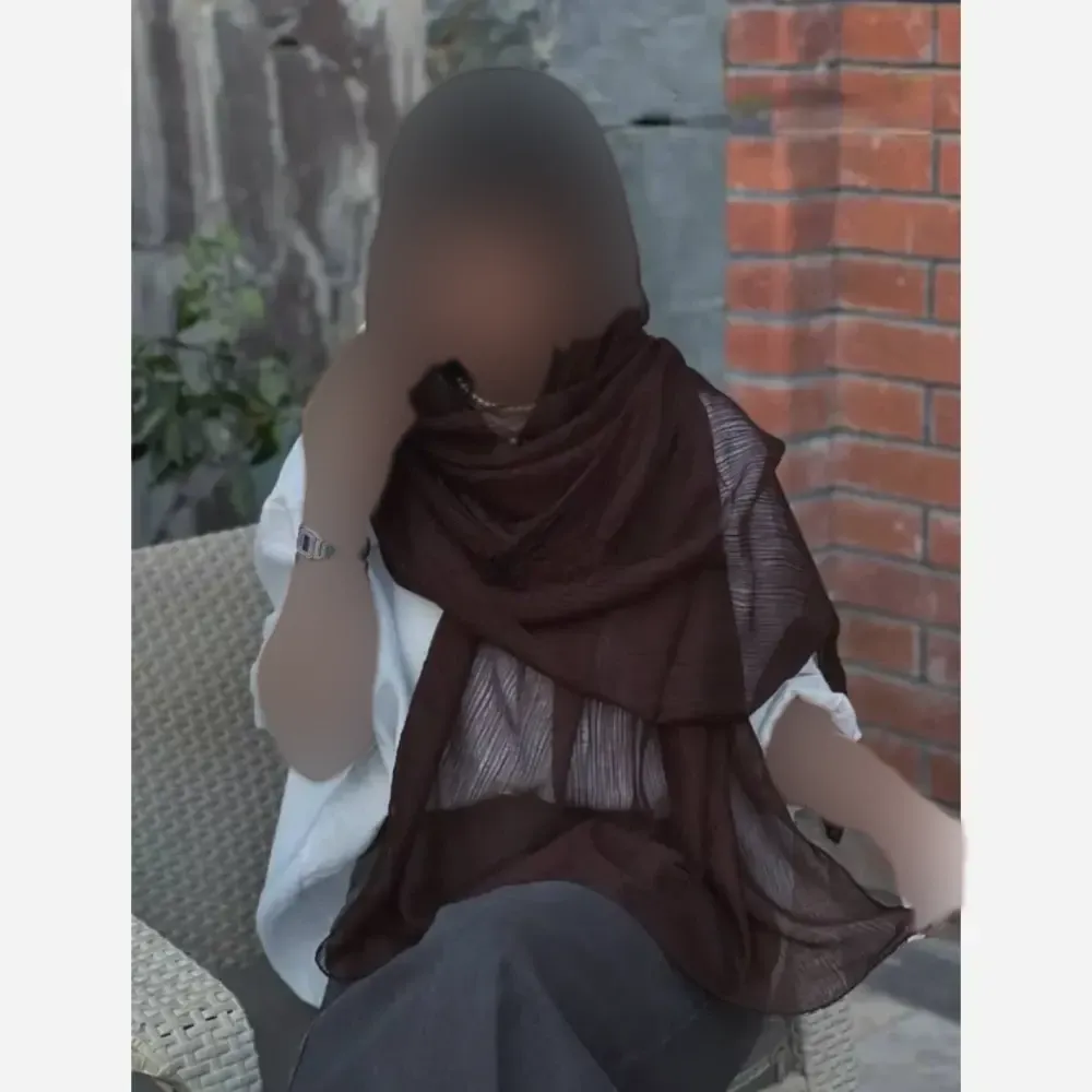 شال پلیسه دور نوار دوزی مجلسی و اسپرت ابعاد 180 در 68 سانتیمتر