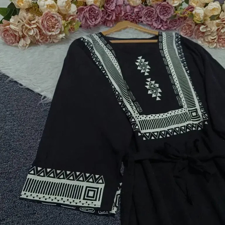 پیراهن ساحلی زنانه بلند نخی مشکی فری سایز