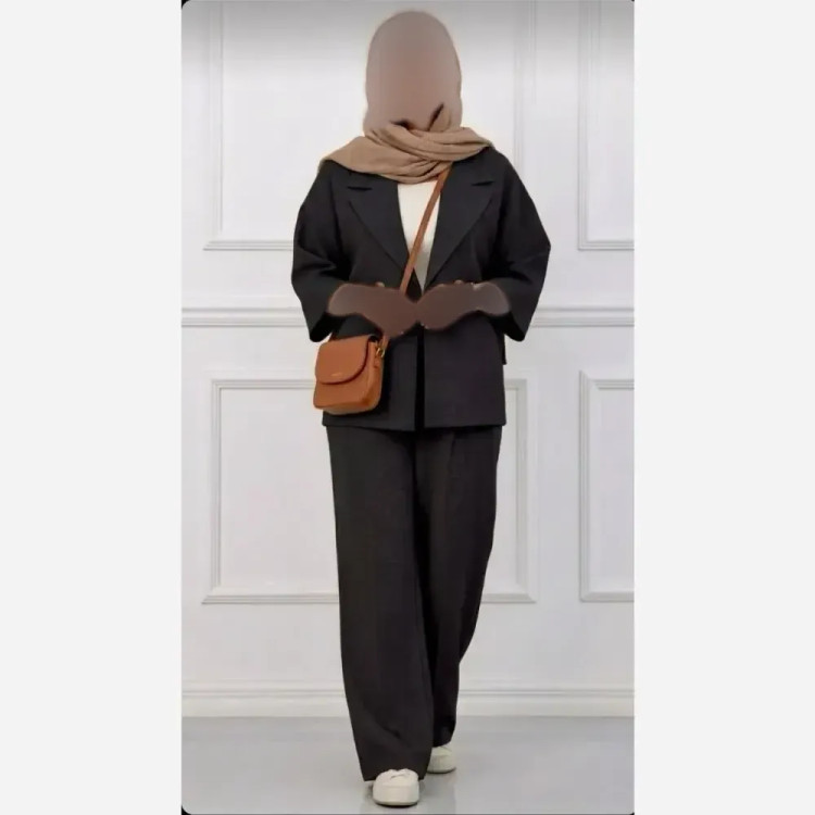 ست مانتو و شلوار زنانه مدل آیسو جنس شانتون صوفیا فری سایز تا 46