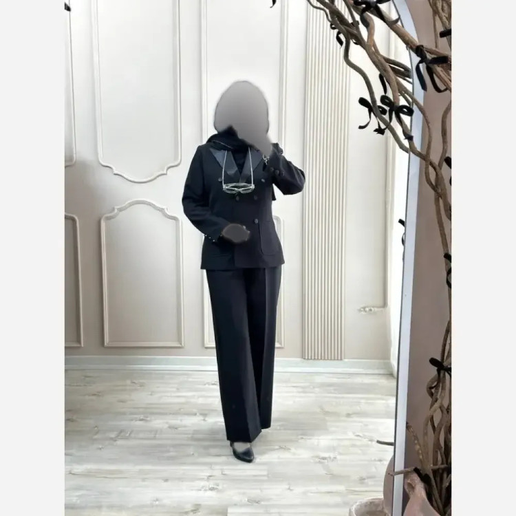 کت شلوار زنانه مدل سایدا جنس سوپر مازراتی رنگ مشکی سایز 38 تا 44