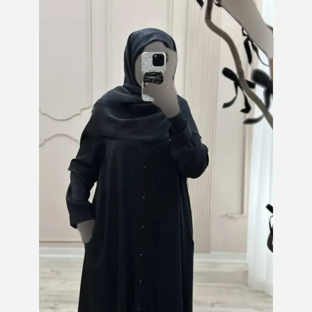 مانتو عبایی جیب دار مدل آفاق جنس کرپ ندا اماراتی مشکی