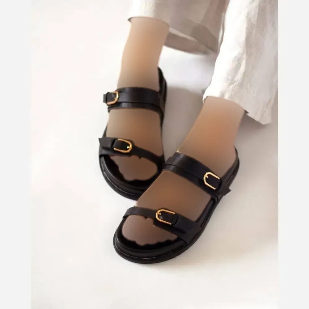 صندل زنانه زارا ساحلی چرم بیاله زیره طبی سبک
