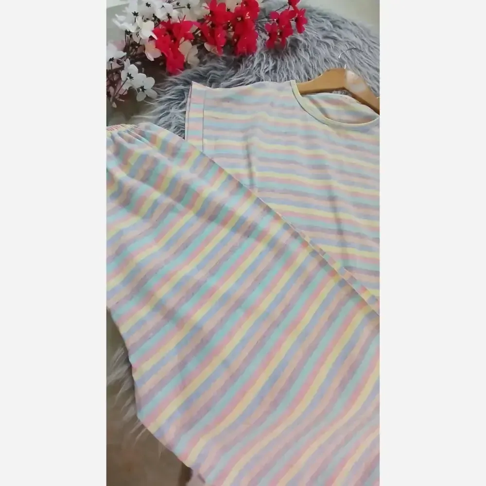 ست تاپ و شلوارک زنانه جنس اسپان فری سایز مناسب سایز 38 تا 46
