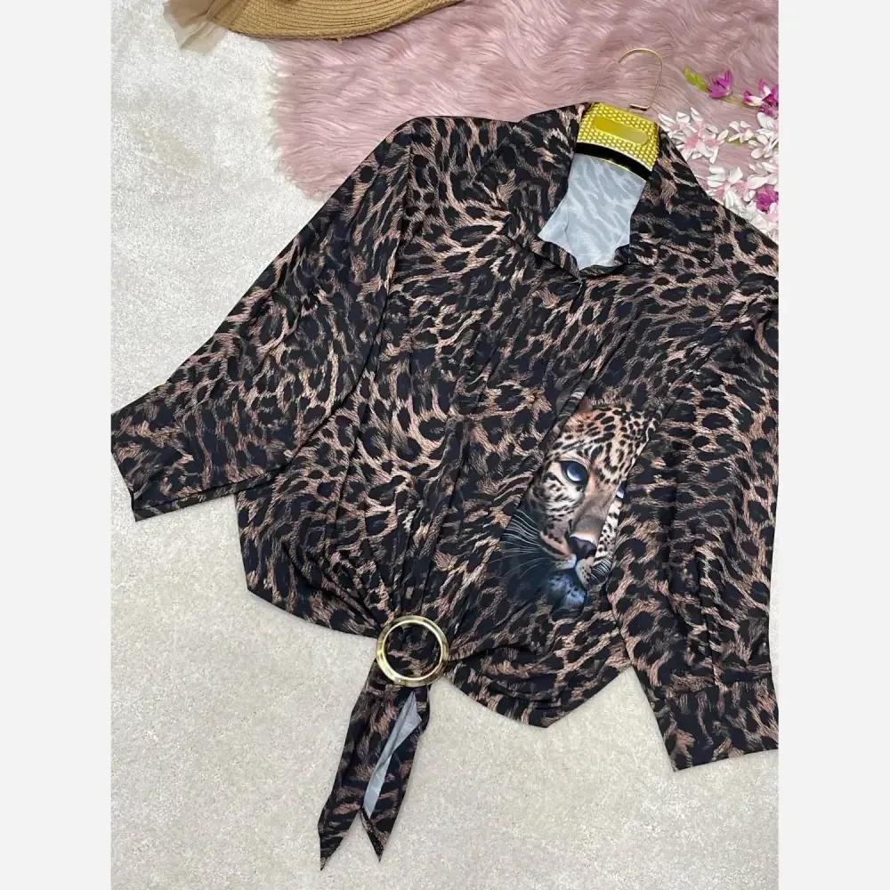 شومیز گره ای طرح پلنگی جنس بوگاتی فری سایز 38 تا 46