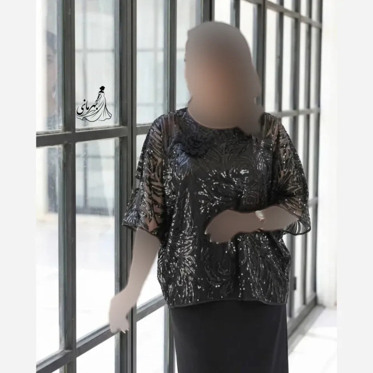 پیراهن ماکسی زنانه سایز بزرگ مدل پریا جنس کرپ و حریر پولکدوزی مشکی سایز 48 تا 56