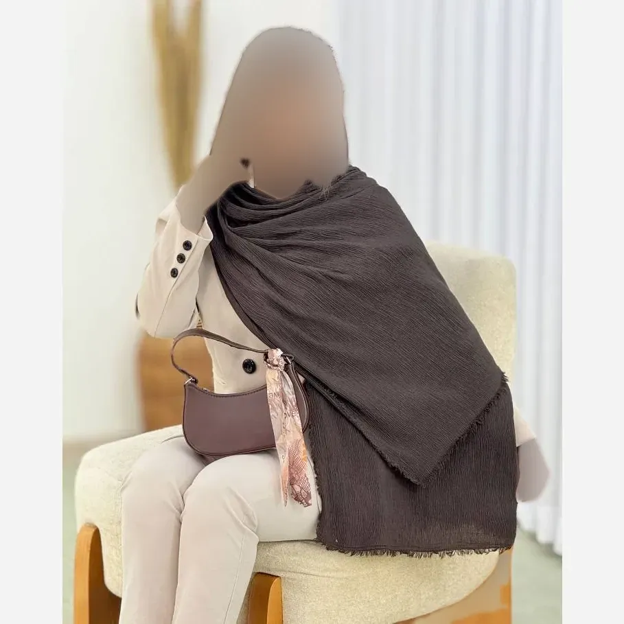 شال پلیسه لمه دار دور ریش زنانه ابعاد 75 در 175 سانتی متر (2)